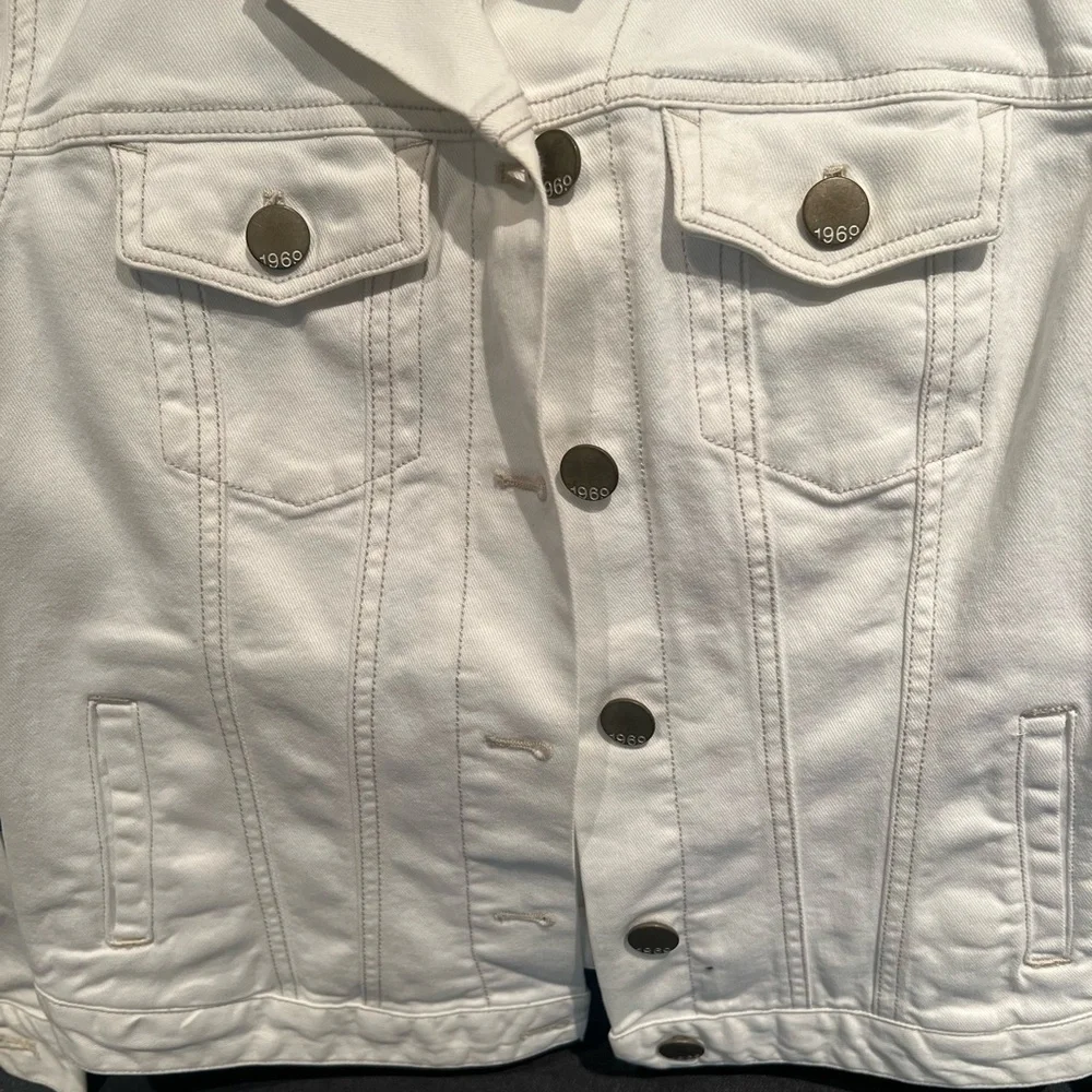 Vintage Gap white Jean jacket - Picture 4 of 10